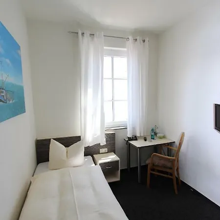 Strandhotel Lachs Hotel *