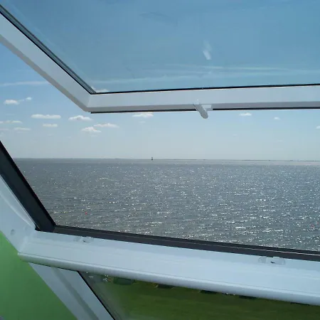 Strandhotel Lachs * Wilhelmshaven